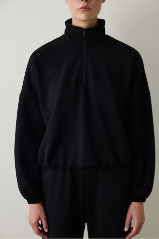 Penti Siyah Silky Feel Dik Yaka Crop Sweatshirt