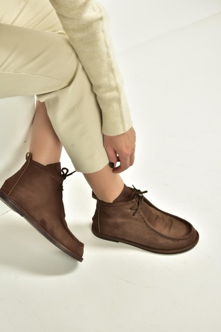 Fox Shoes V846926302 Kahverengi Süet Düz Tabanlı Bağcıklı Kadın Bot Kahverengi
