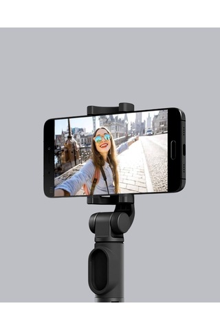 Tek Kablosuz Bluetooth Selfie Çubuğu 360 Dönebilir Başlık, Taşınabilir Ve Şık Tasarım Najmaddin