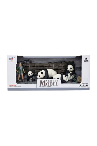 Panda Ailesi Ve Bakıcı Figürü Oyun Seti