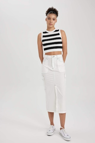 Defacto Coool Kargo Fit Poplin Midi %100 Pamuk Etek A8605AX23SMWT32 Beyaz