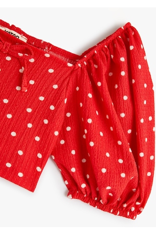 Koton Crop Bluz Kısa Balon Kollu Fiyonk Detaylı Puantiyeli Kırmızı Desenli 4skg10043ak Kırmızı
