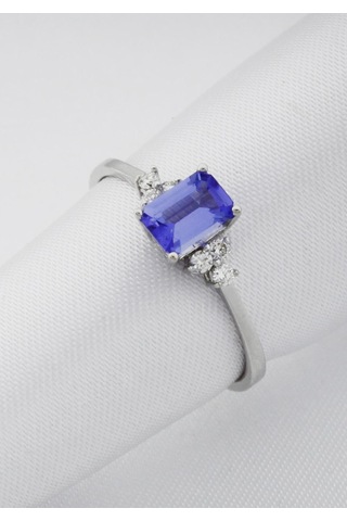 Pırlanta Tektaş Tanzanite Yüzük Beyaz