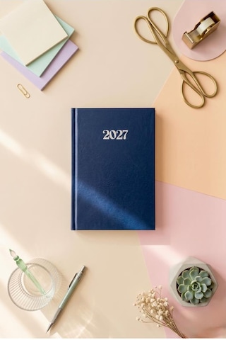 Lizy 2027 Günlük Planlayıcı Ajanda 14x20 Cm Ciltbezi Sert Kapak Lacivert