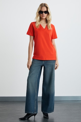 Grımelange Alıne Kadın %100 Organik Pamuk Derin V Yakalı Comfort Fit Kırmızı T-shirt