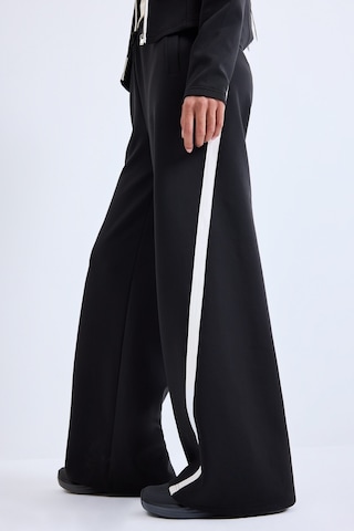 Defacto Wide Leg Orta Bel Geniş Paça Jean Pantolon I0578ax26aubk81 Siyah-bk81