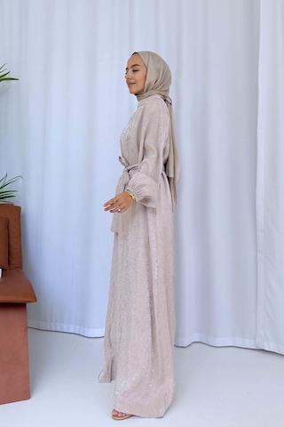 Broş Detay Elbise - Bej