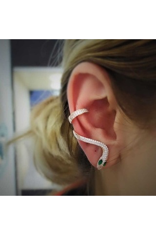 Kenpazar Gümüş Yeşil Gözlü Tek Kıkırdak Yılan Küpe Gümüş