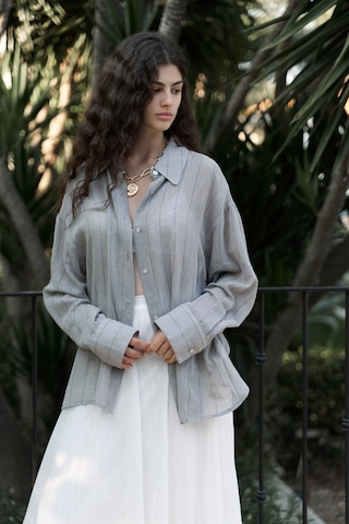 Calynn Sırt Dekolteli Çizgili Vizon Keten Gömlek VİZON