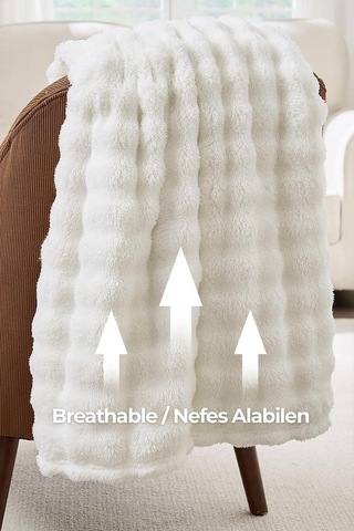 Kürk Bubble Battaniye Seti Çift Kişilik Peluş Tavşan Tüyü 3 Parça Yumuşak 220x240 Cm Krem Kırık Beyaz