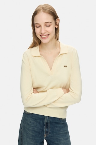 Ucla Irene Kemik Rengi Polo Yaka Triko Metal Logolu Standard Fit Kadın Triko Kemik Rengi