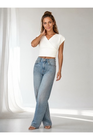 Nealirsanall.com Kadın Kruvaze Crop Top - V Yaka Kısa Kol Bluz Beyaz