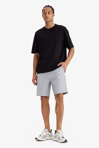 DeFactoFit Standart Fit Sporcu Kısa Paça Dokuma Şort E4137AX25SMGR454