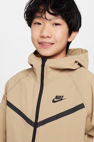 Nike Sportswear Smooth Tech Full Zıp Hooded Kapişonlu Paraşüt Kumaş Çocuk Sweatshirt Sütlü Kahve Sütlü Kahverengi