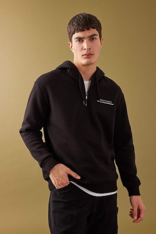 DeFacto Oversize Geniş Kalıp Yarım Fermuarlı Kapüşonlu Sırt Baskılı Sweatshirt B4804AX24SPBK81