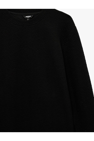 Koton Regular Fit Uzun Kollu Dokulu Bisiklet Yaka Sweatshirt Siyah 6sam70011mk Siyah