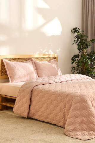 Kaşmir Home Lilly Çiçekli Çift Kişilik Yatak Örtüsü Takımı Pudra Pudra