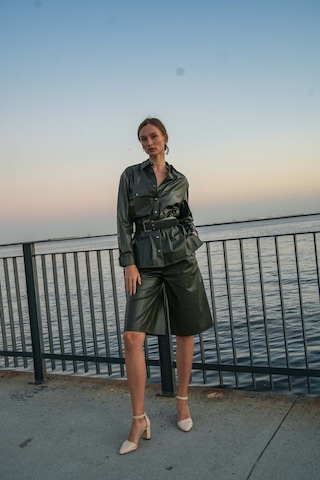 Kadın Suni Deri Bermuda Şort Frn61080 Yeşil