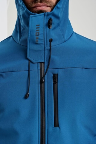 Exuma 2311100 Erkek Petrol Mavisi Yağmur Rüzgar Geçirmez Softshell Özellikli Mont 001