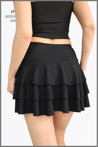 Mykonos Etek Siyah Içte Sabit Şortlu Yüksek Bel Likralı Bürümcük Kumaş Skirt With Shorts 1101 Siyah