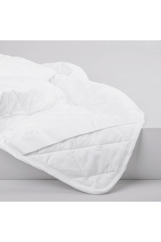 Dört Mevsim Kapitone Sıvı Geçirmez Alez % 100 Pamuklu Tüm Ebatlar Beyaz