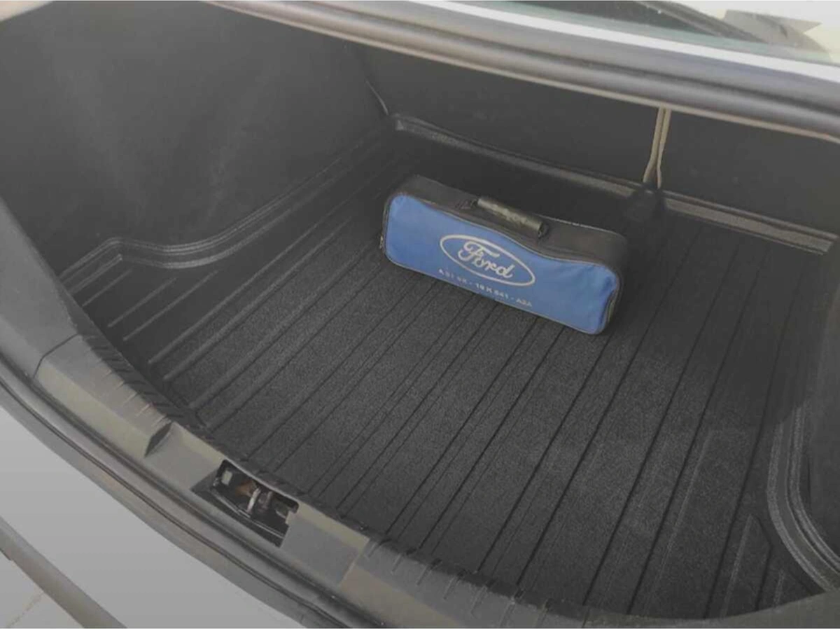 Ford Focus 2 2004-2009 Sd Araca Özel Üretim Bagaj Havuzu A+