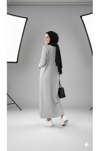 Sonbaharmoda Kadın Uzun Triko Elbise %100 Akrilik Bisiklet Yaka Rahat Ve Şık Kışlık Model Gri