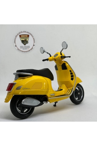 Vespa Gts Super 1:12 Diecast Scooter Model Oyuncak Lisanslı Metal Maket & Koleksiyon