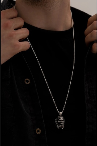 Osmanlı Gümüş Savaşçı Kuru Kafa Figürlü Erkek Çelik Kolye