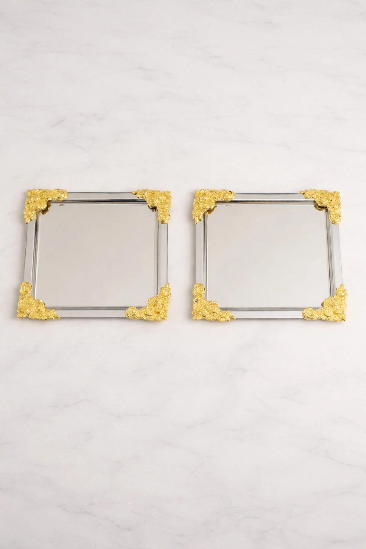 2 Li Metal Kare Gül Model Sunum Servis Tepsisi Tepsi 22cm beyaz