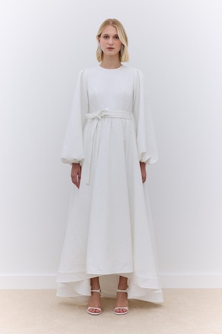 Manuka Jakarlı Kuyruklu Abiye Elbise Ekru
