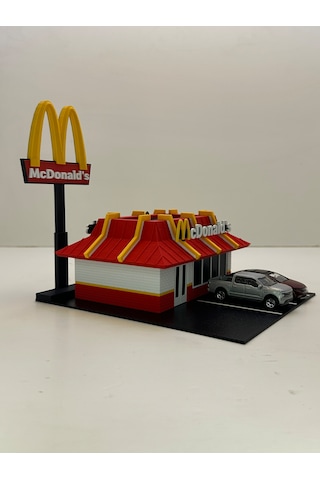 3d Baskı 1/64 Ölçekli Mcdonald's Bina Tasarımlı Diorama Araç Sergileme Garajı