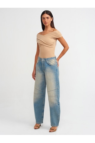 Dilvin Omuzları Açık Büzgülü Bodysuit Bej