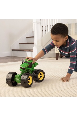 John Deere Arazi Traktörü 47492