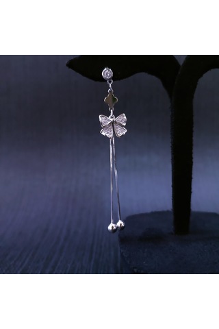 925 Ayar Sallanır Tasarımlı Kelebek Model Kadın Gümüş Küpe -sade Ve Şık Gümüş