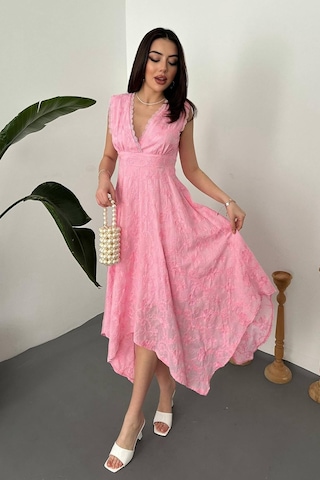 Duygudan Pembe Brodeli Elbise - Pembe Çok Renkli