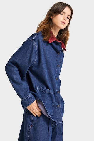 it's basic Kadın Koyu Mavi Renk 1w5-149 Oversize Yaka Detaylı Bol Kesim Özel Tasarım Denim Ceket