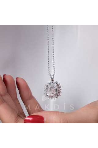 0.65 Karat Baget Pırlanta Kolye 60846364