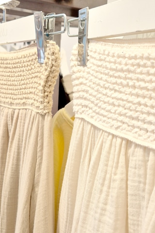 Fashion Cocktail Antik Roma Cepli Elastik Bel Örgü Detaylı Yırtmaçsız Etek Kayık Yaka Geniş Kol Salaş Kısa Crop Bluz Doğal Naturel Müslin Bohem Tatil Sahil Yazlık İkili Takım Kadın Set Vizon