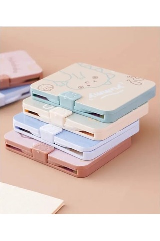 Shineyee Foldable 2-in-1 Makyaj Aynası Ve Tarak Seti - Taşınabilir, Parlak Cam Ayna, Sevimli Kartoon Desenli, Rastgele Renk