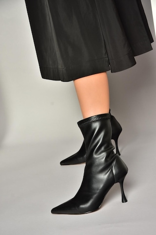 Fox Shoes T752582409 Siyah Streç Deri İnce Topuklu Kadın Bot Siyah-Suni Deri Siyah