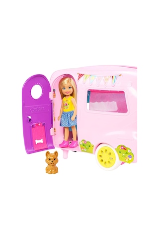 Barbie Club FXG90 Chelsea Karavanı Oyun Seti Chelsea'nin Yavru Köpeği ve Aksesuarlar