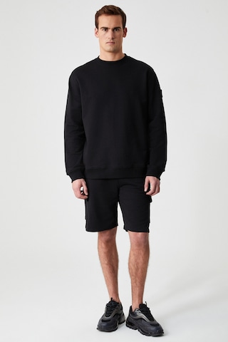 Grımelange OLLIE Erkek Bisiklet Yaka Regular Uzun Kollu Nakış Detaylı Siyah Sweatshirt