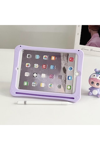 Apple iPad 11 A16 11 İnç / 10. Nesil 10.9inç Uyumlu Askılı Karakterli Standlı Cute Dolls Çocuk Kılıfı Kılıf