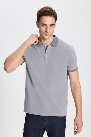 George Henry 3'Lü Çekmeyen Pamuklu Kumaş Slim Fit Dar Kesim Kıvrılmaz Polo Yaka Tişört Paketi Gargoyle Çok Renkli
