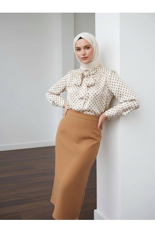 Pera Moda Puantiye Desenli Paris Fularlı Gömlek Kahve