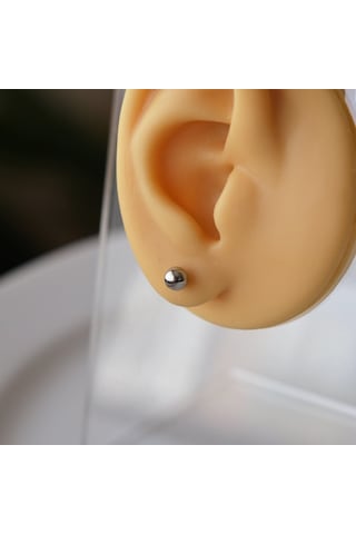 Cerrahi Çelik 4 Mm Tek Top Küpe Gümüş Renk Gri