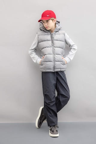 Defacto Erkek Çocuk Su İtici Kapüşonlu Fermuarlı Şişme Yelek C4334A824AUGR253 Gri