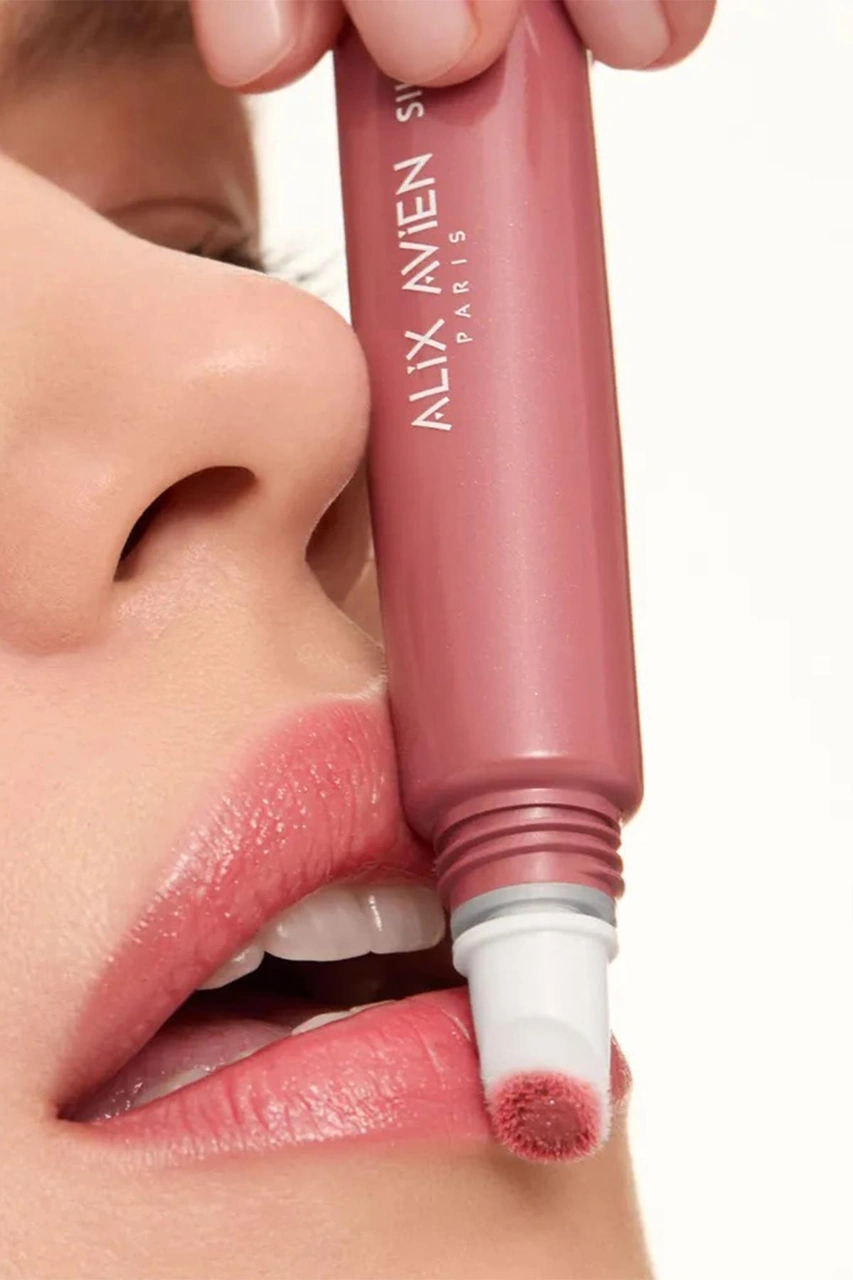 Alix Avien Dolgun Gürünüm Ve Nemlendirici Etkili Dudak Parlatıcısı Silky Care Lipgloss 306 Glutters In Pink