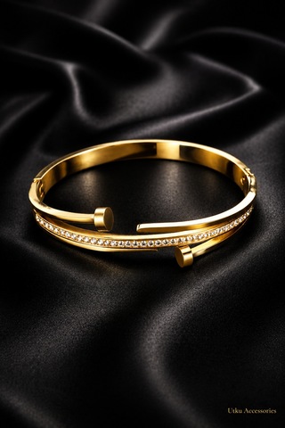 Stainless Steel Gold Taşlı Kelepçeli Çelik Bileklik Altın